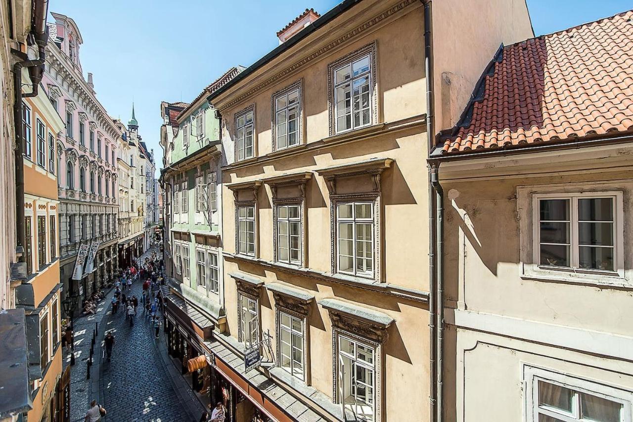 Newly Renovated 1-Bed Apartment At Charles Bridge Praha Exteriér fotografie