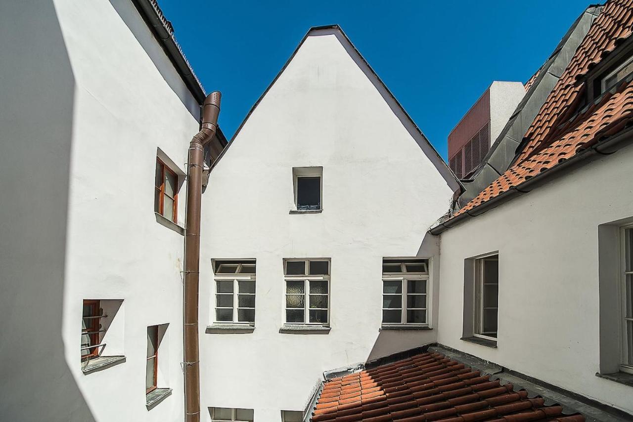 Newly Renovated 1-Bed Apartment At Charles Bridge Praha Exteriér fotografie